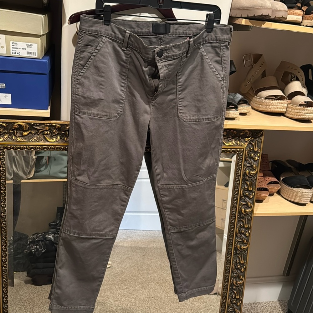 Vince military rolled pant size 32